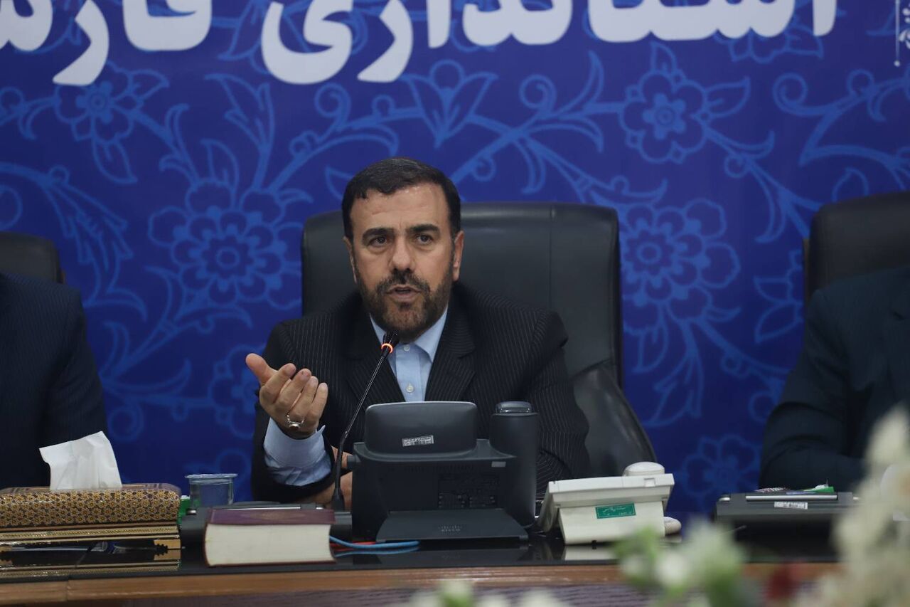 برنامه اول استان توسعه گردشگری و رونق توریسم درمانی است
