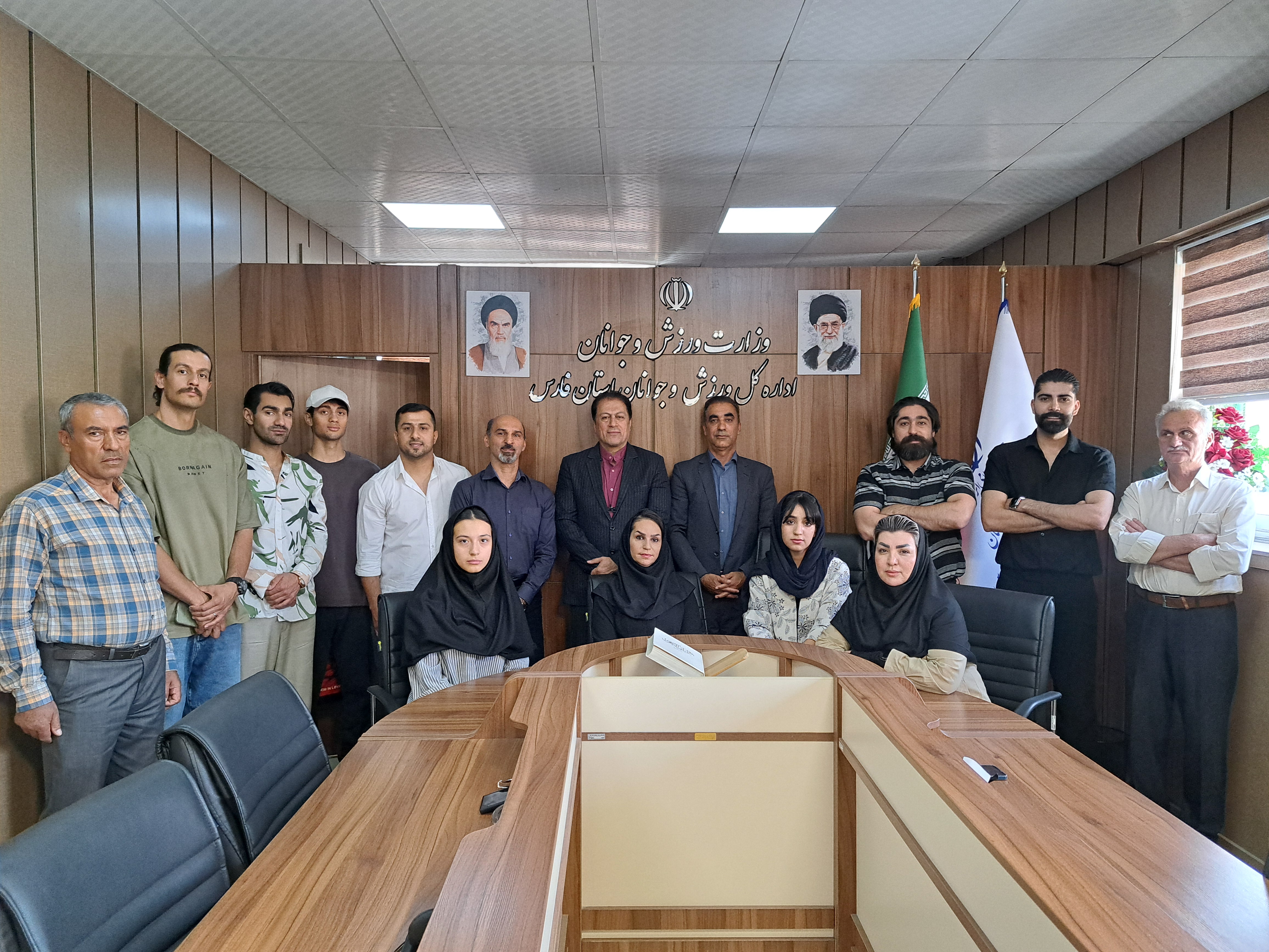 تجلیل از اسکیت بازان افتخار آفرین استان فارس