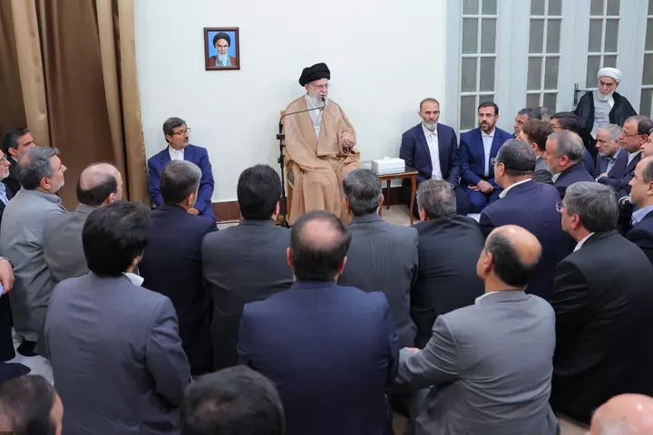 دیدار وزیر کشور و استانداران با رهبر انقلاب