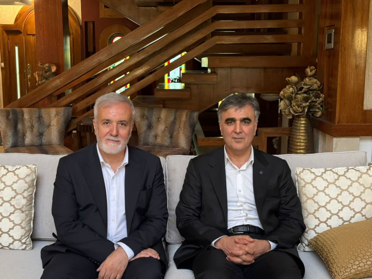 تجربیات شیراز می‌تواند الگوی شهرداری‌های کشور باشد/ حمایت بانک مرکزی از الگوسازی مدل جذب سرمایه شهرداری شیراز در سطح ملی