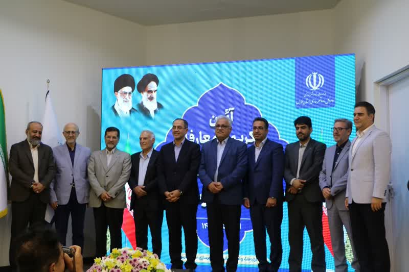 نهضت ارتقای راه های مواصلاتی فارس در اولویت قرار دارد