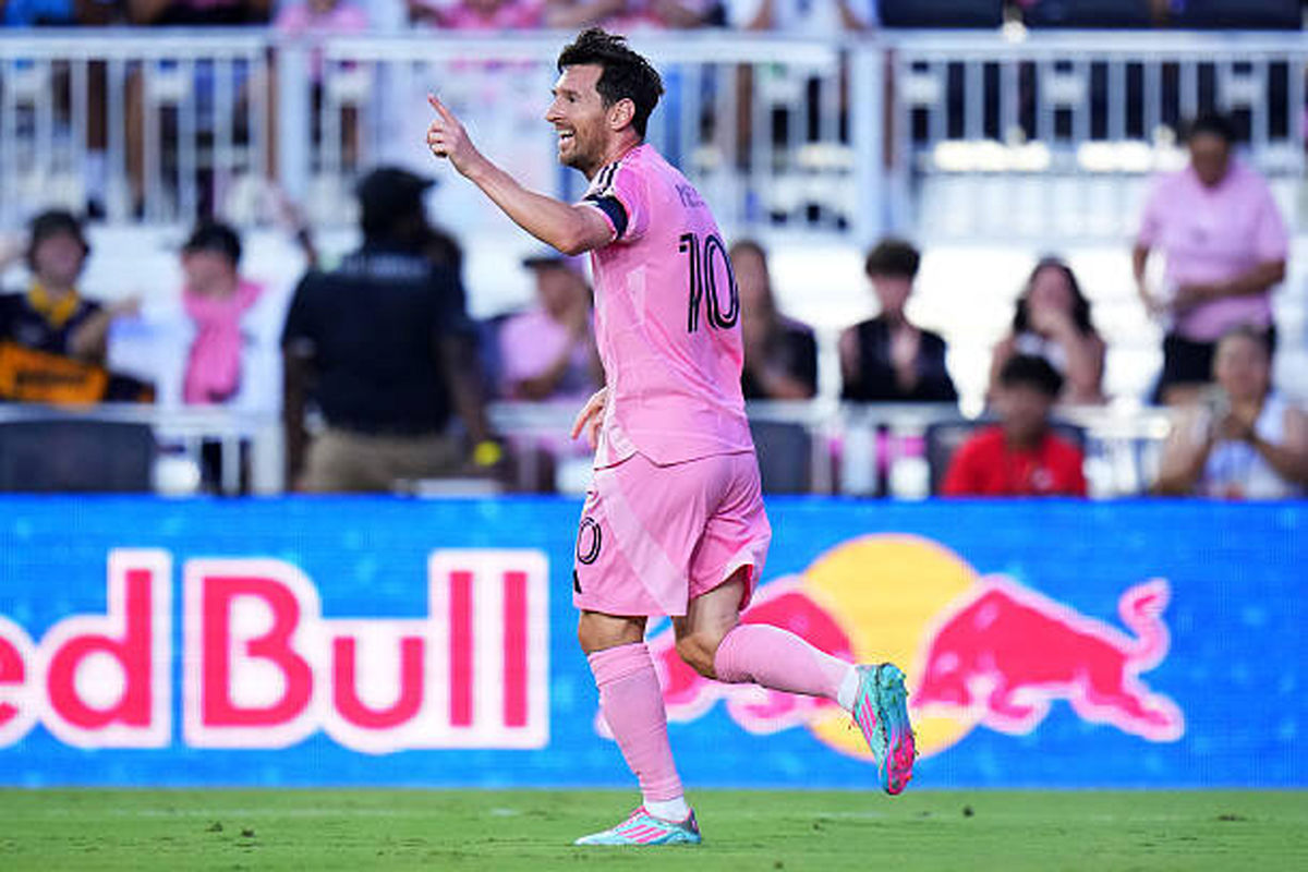 مسی در راه خلیج فارس