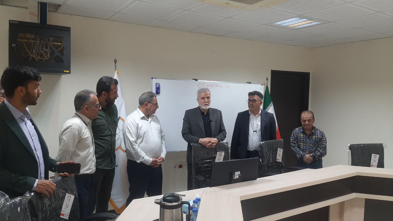 اتحاد و همکاری مدیران و کارکنان کلید پیشرفت خدمات شهری است