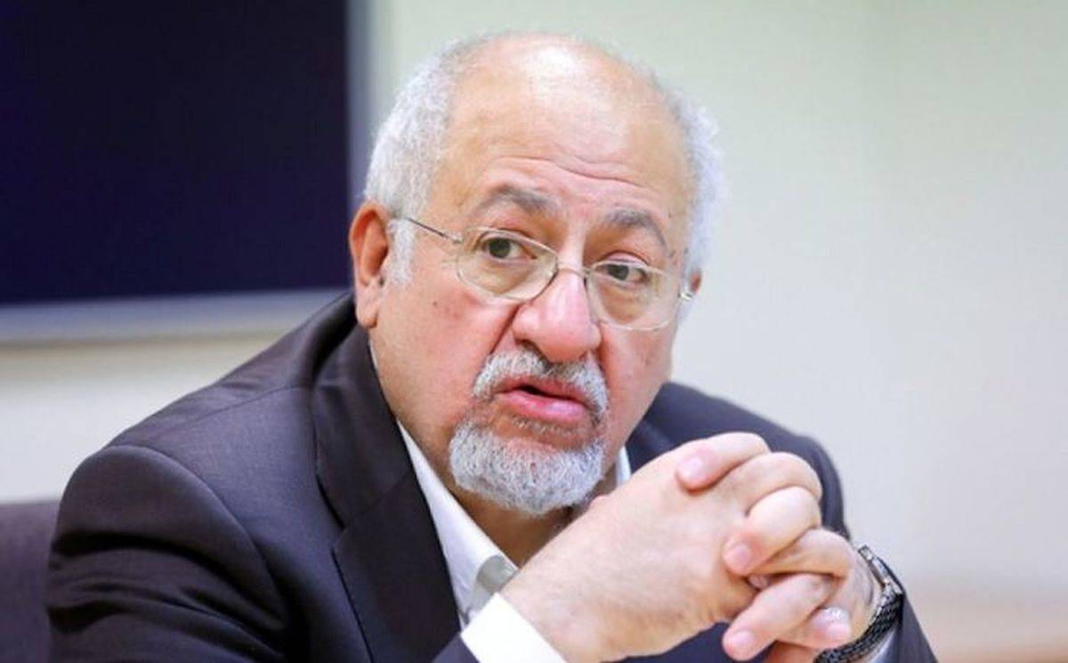 مراقبت بلندگوهایی باشیم که اجزای جامعه را رو در روی هم قرار میدهند