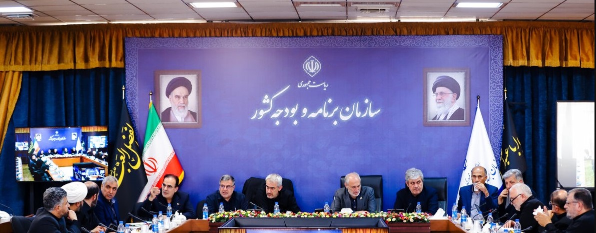 دولت با تمام توان در صحنه اداره کشور است/ تهیه و تصویب بسته مقابله با تحریمها در دولت با پیشبینی وقایع اخیر